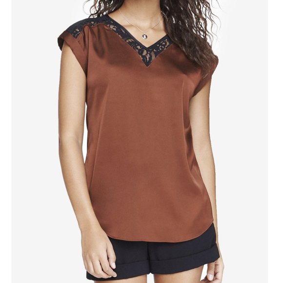 Silky V-Neck “Gramercy” Tunic Blouse with Lace Accents - Express - Size XS - Picture 1 of 8